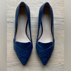 Navy blue Cole Haan Size 7.5 Women’s flats.